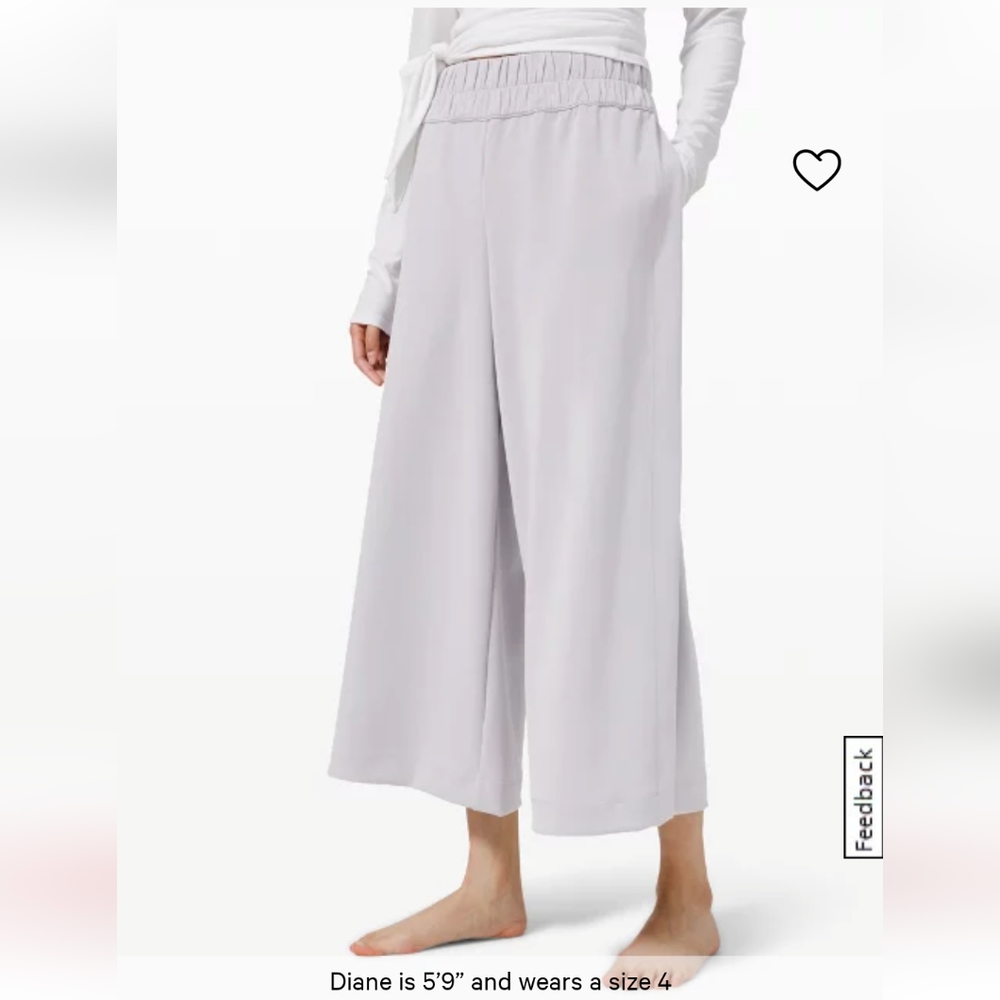 Lululemon seek softness crop